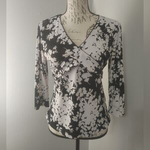 Covington Unique Black and White Floral Wrap Blouse Tie Back 3/4 Sleeve S Y2K
